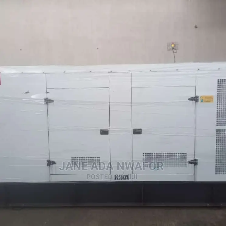 250kva Perkins Soundproof Diesel Generator