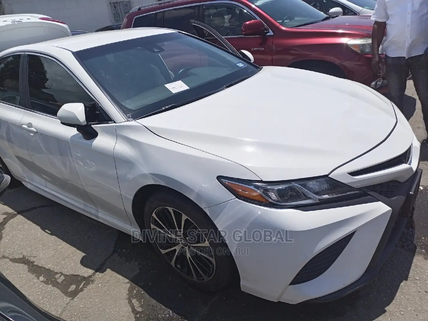 Toyota Camry XSE (2.5L 4cyl 8A) 2019 White