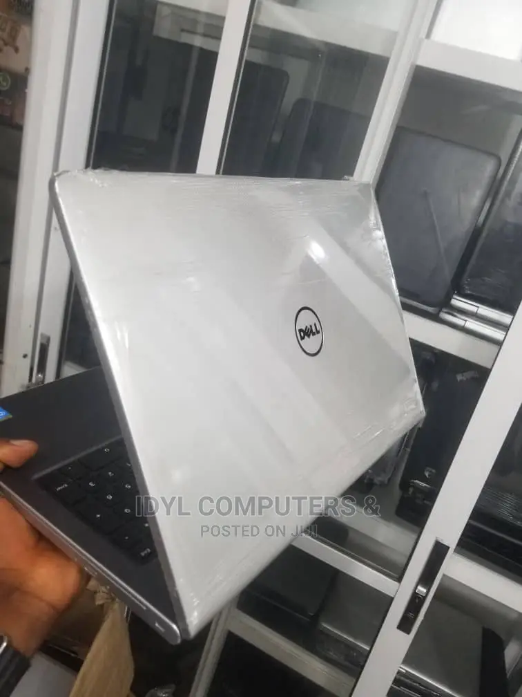 Laptop Dell Inspiron 15 5558 8GB Intel Core I5 HDD 500GB