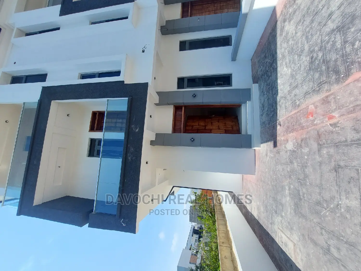 4bdrm Duplex in Chevron Second Toll, Lekki for rent