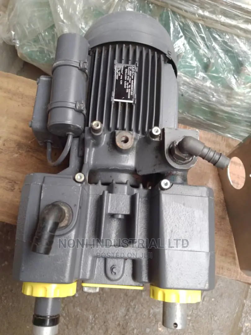 1hp Valcum Blower (Oil-Less) 220 - 240v