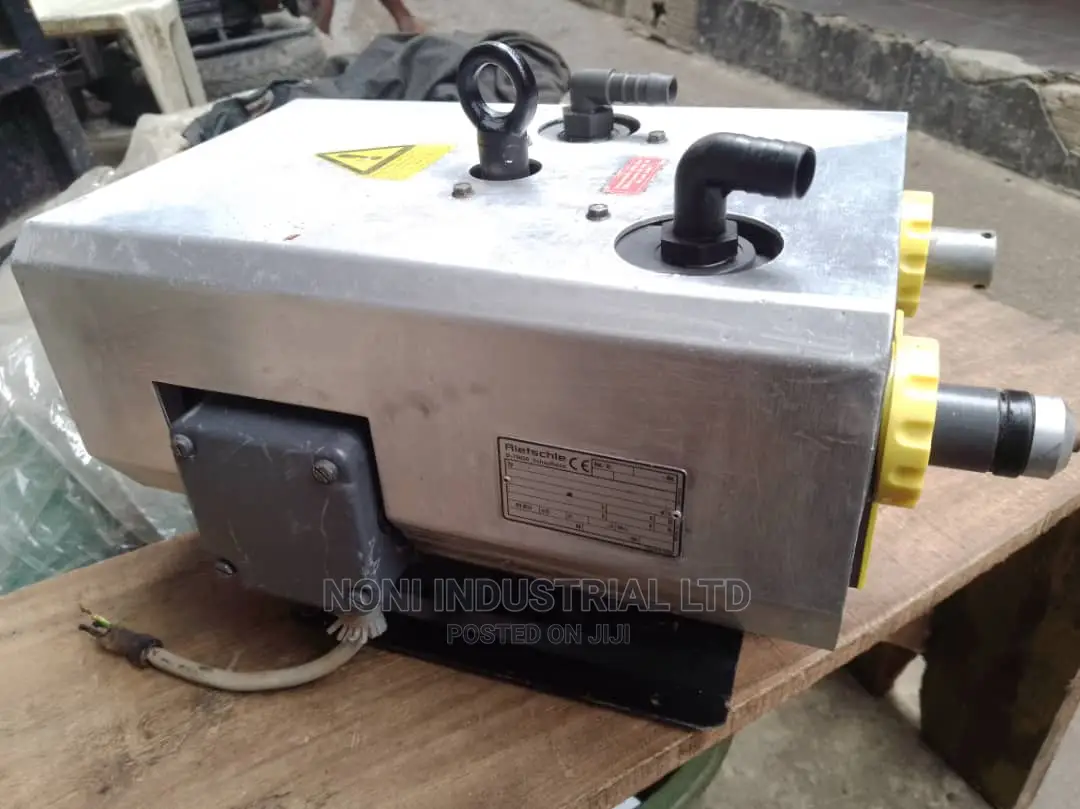 1hp Valcum Blower (Oil-Less) 220 - 240v