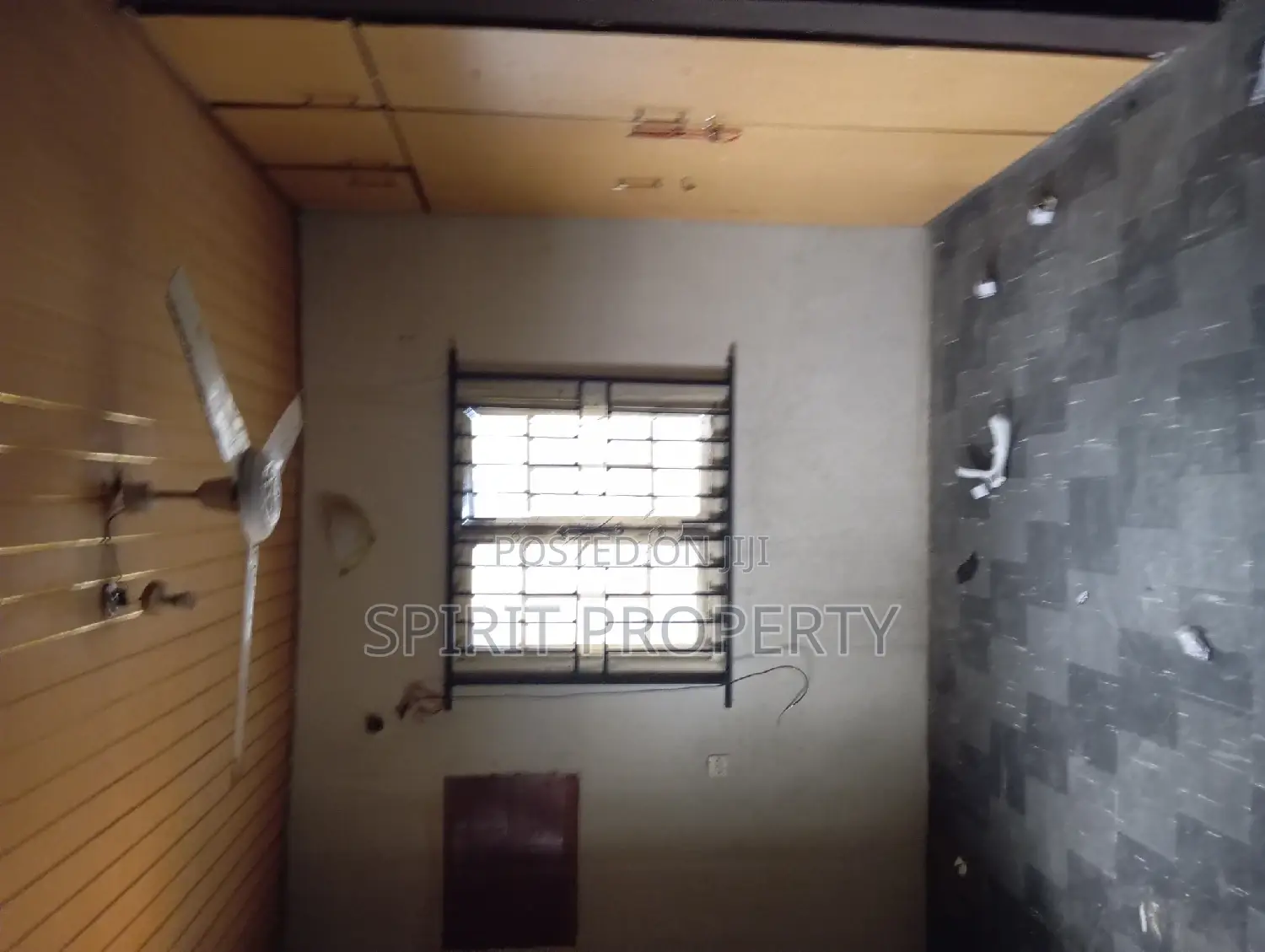 3bdrm Apartment in Ogudu for rent