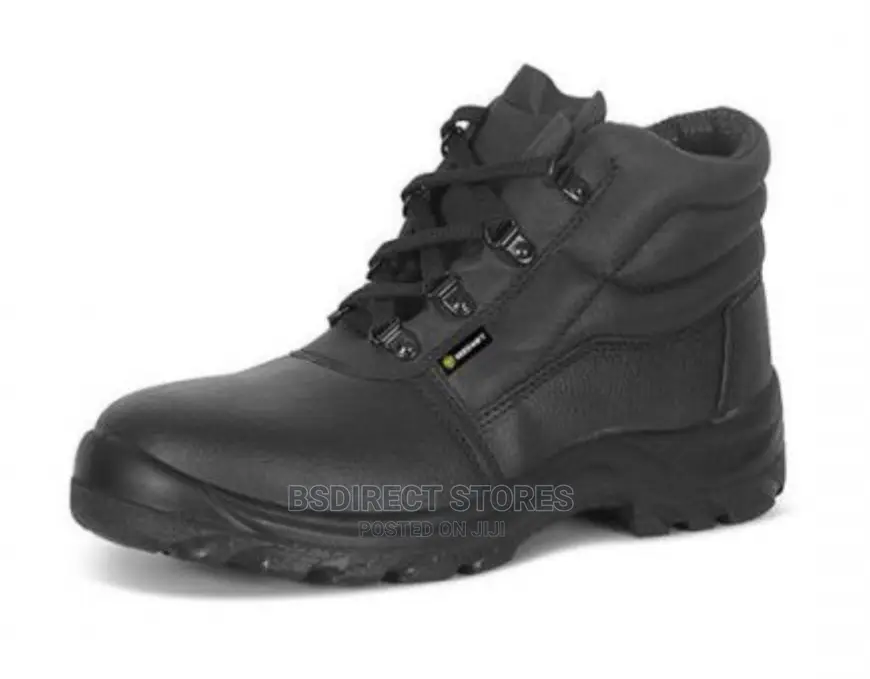 B- Click Footwear Chukka Steel Toe Cap Boots. Size 12/47