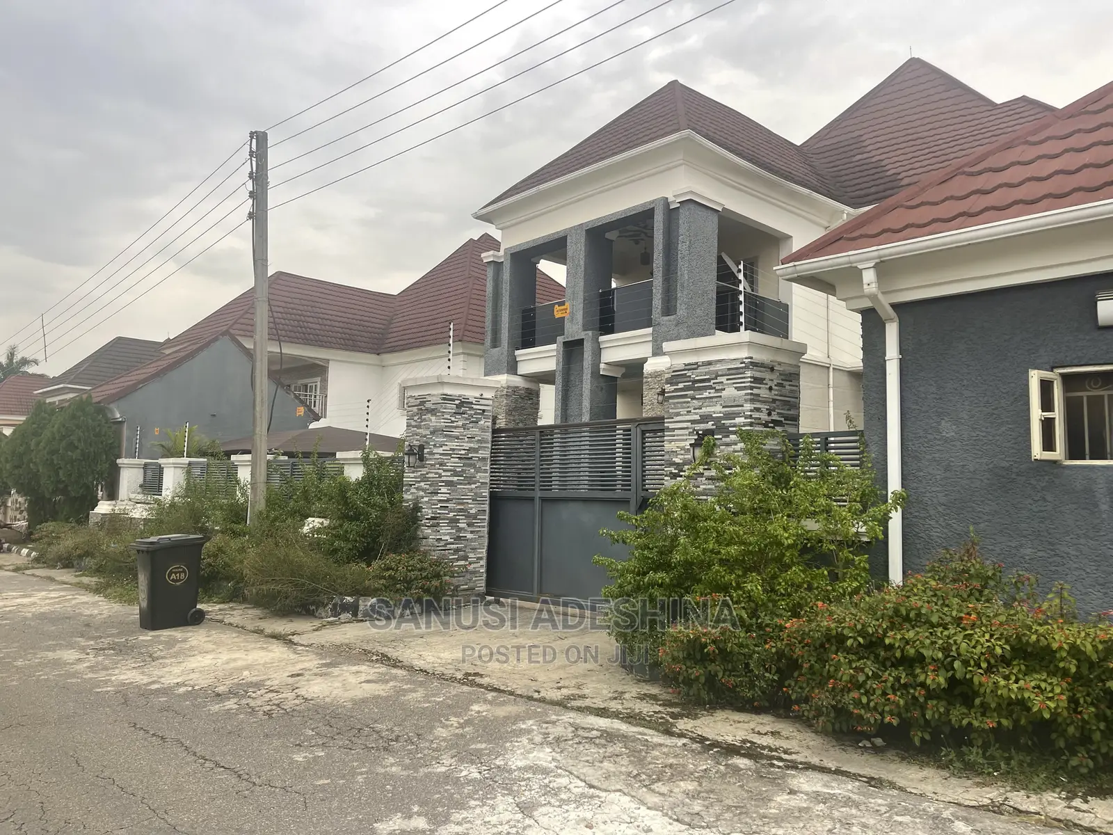 5bdrm Duplex in Life Camp By Brain for sale