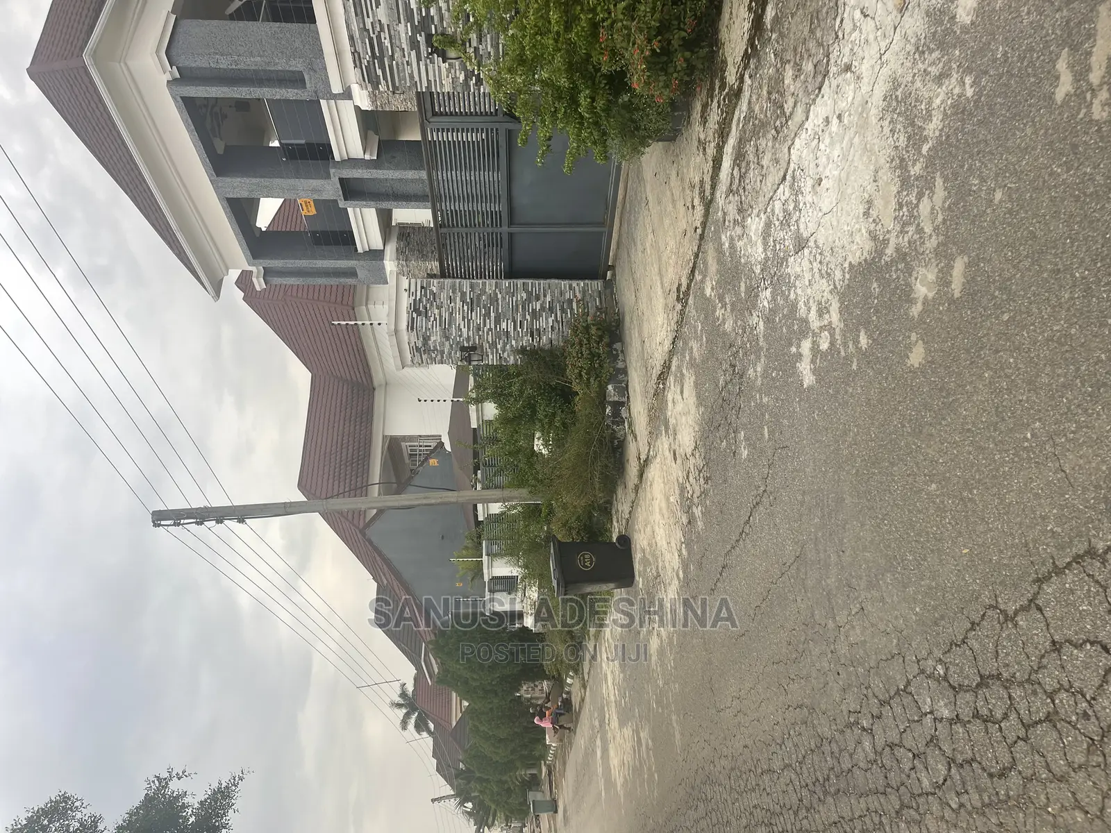 5bdrm Duplex in Life Camp By Brain for sale