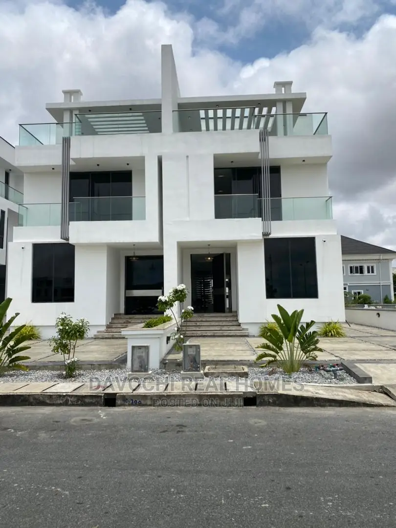 5bdrm Duplex in Lkate Lekki for rent