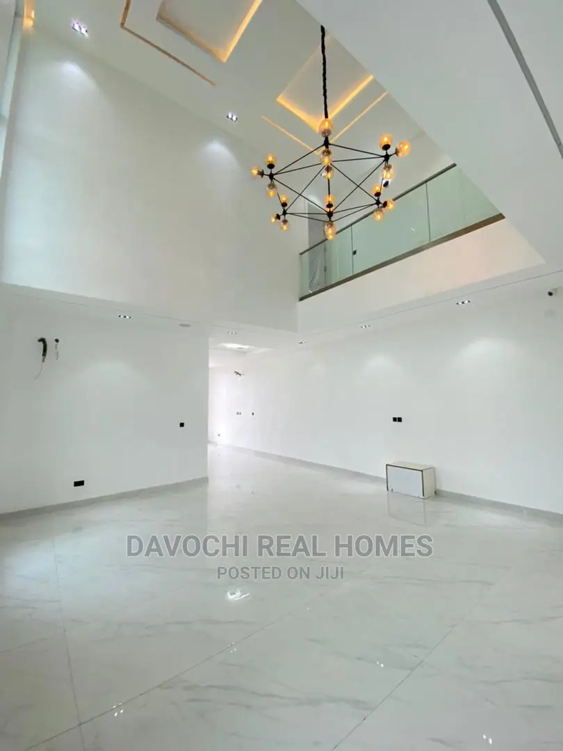 5bdrm Duplex in Lkate Lekki for rent