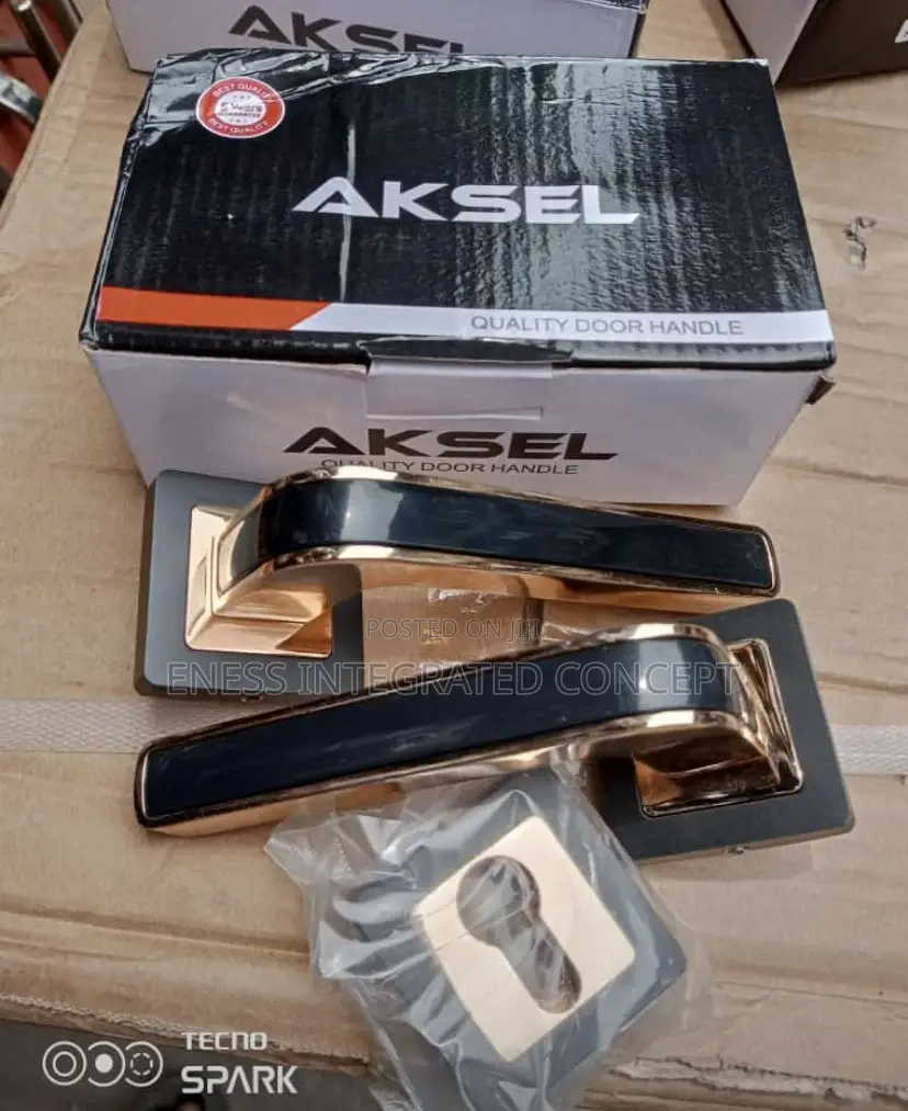 Quality Aksel Black/Golden Plated Series