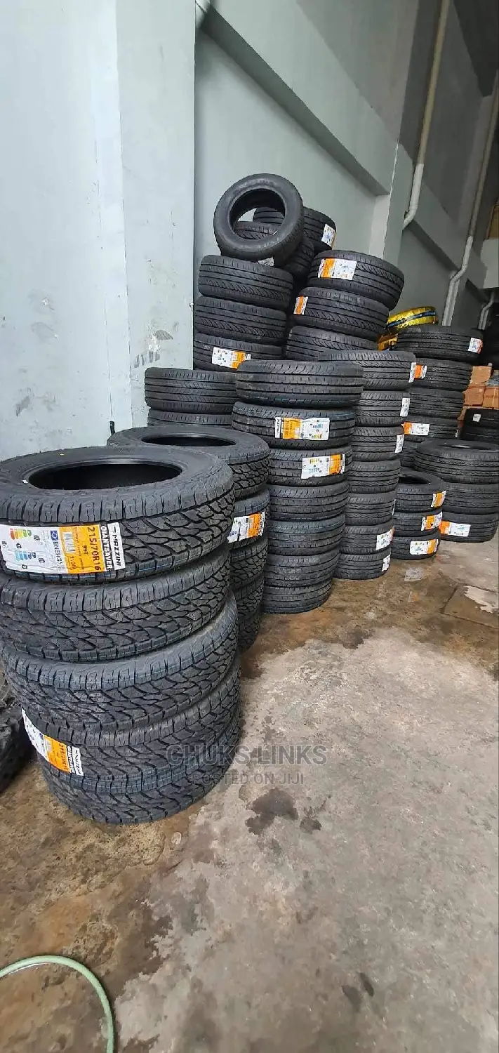 215/70r16 Tire