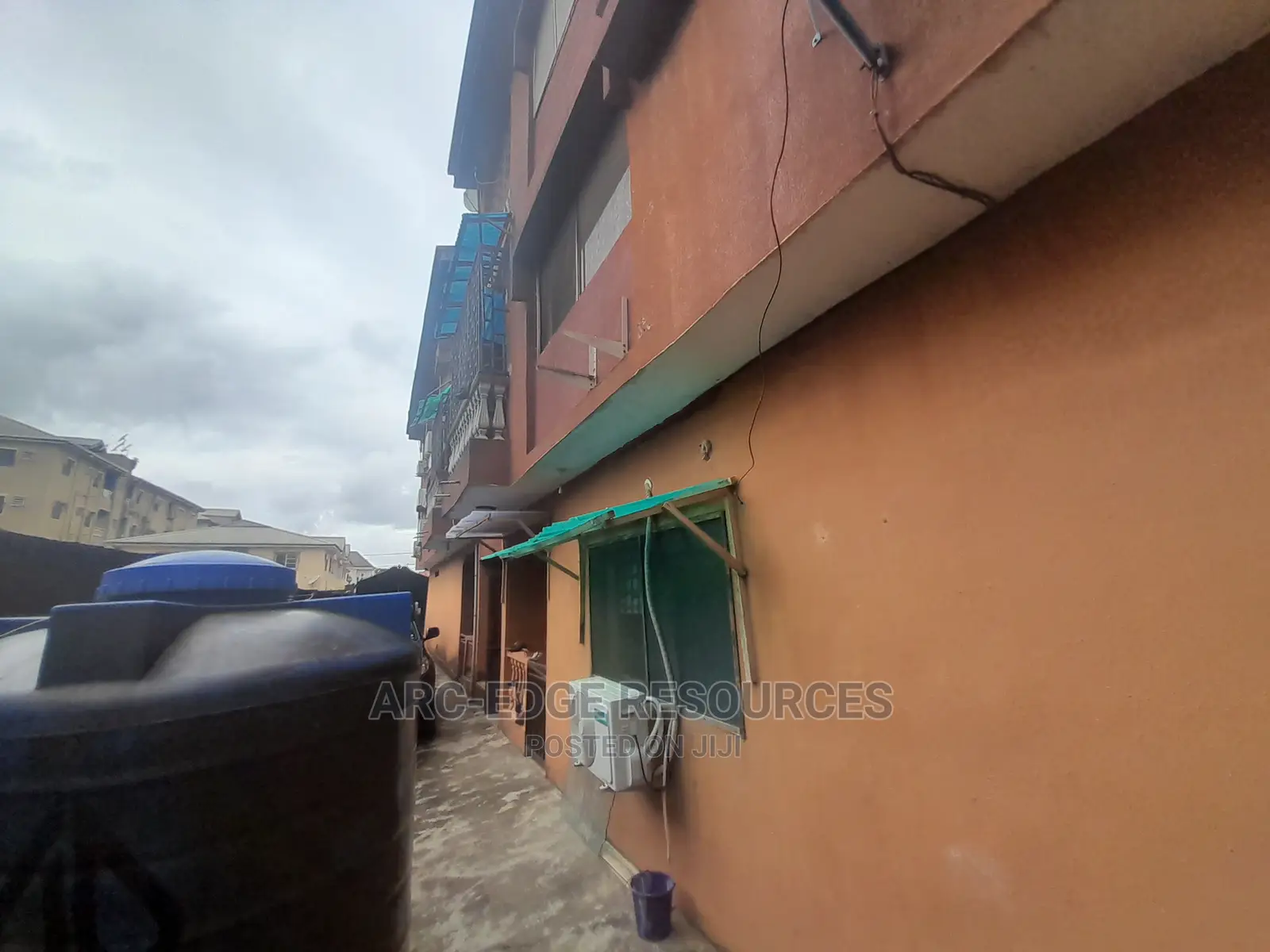 3bdrm Block of Flats in Ago Palace for sale
