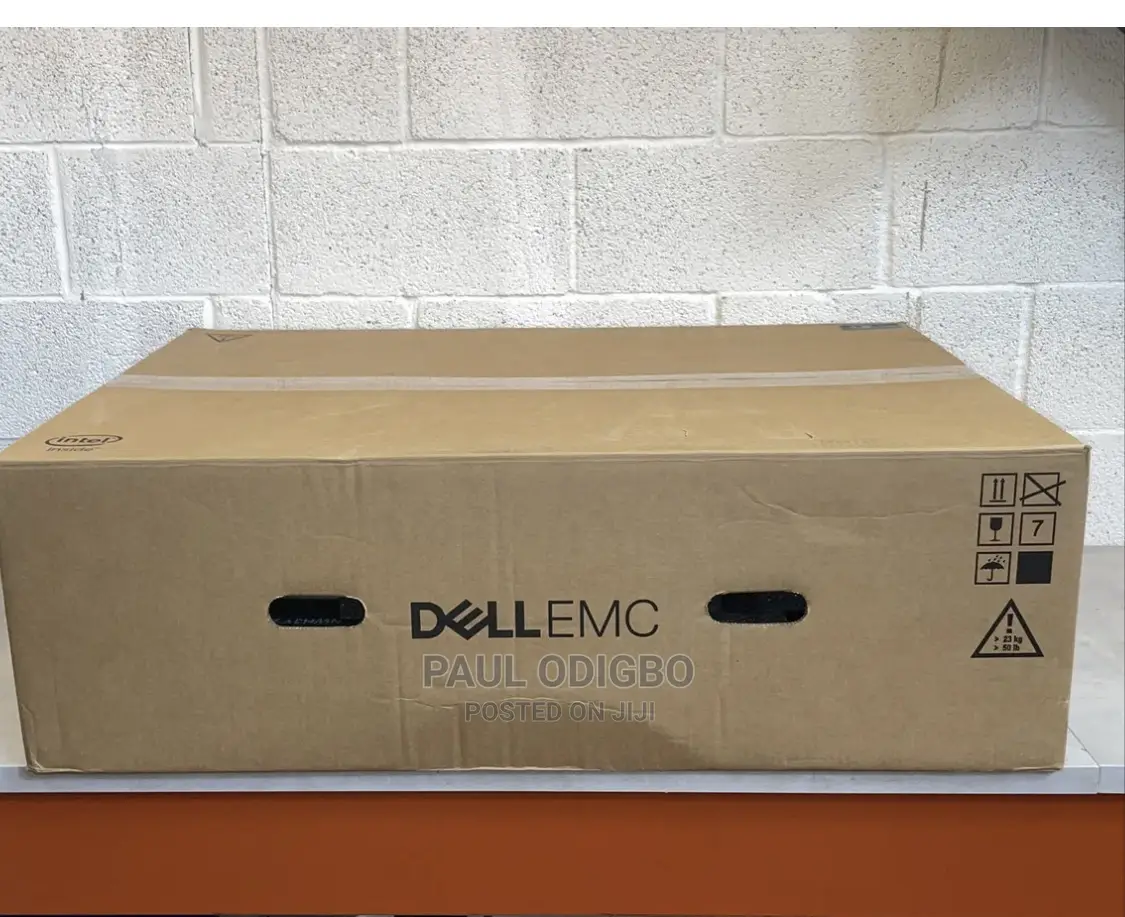 New Server Dell PowerEdge R740xd 256GB Intel Xeon SSD 1T