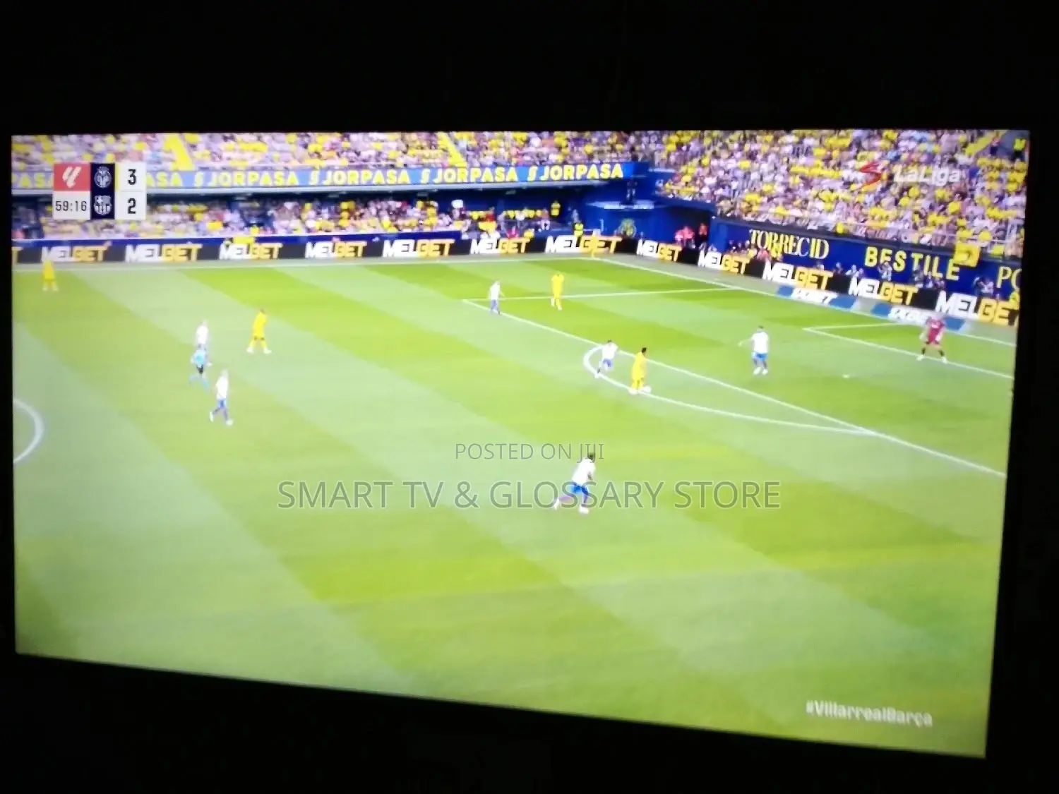 Samsung 65 INCHES Smart TV Netflix , Facebook and Youtube