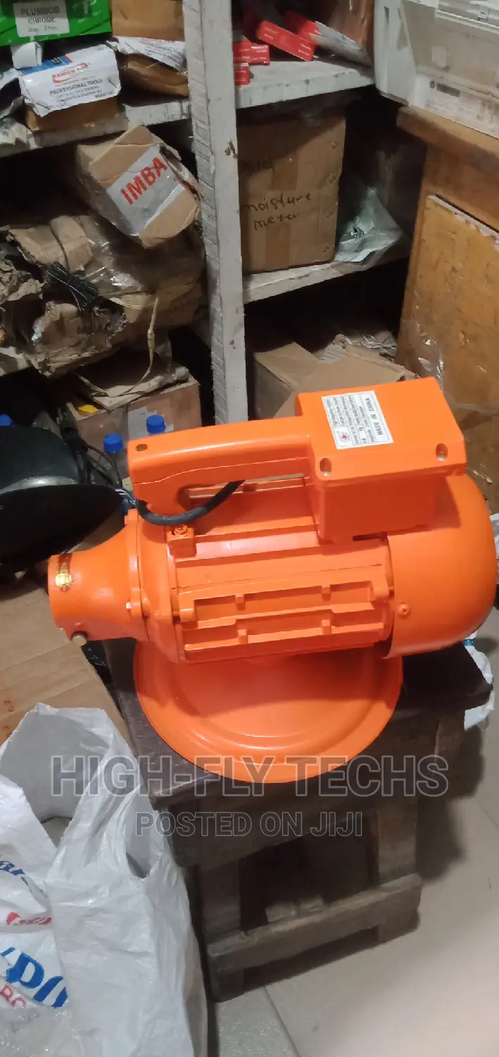 High Frequency Concrete Vibrator