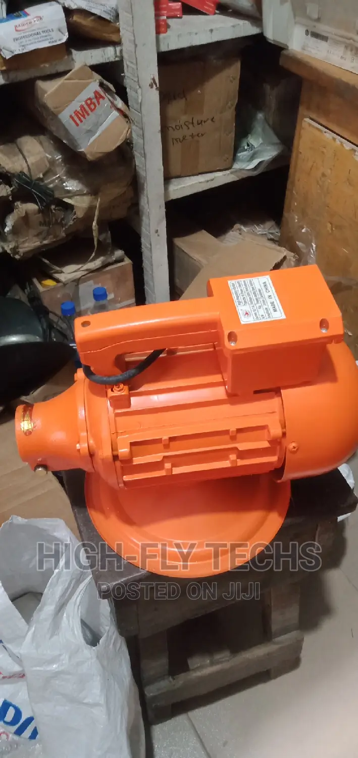 High Frequency Concrete Vibrator