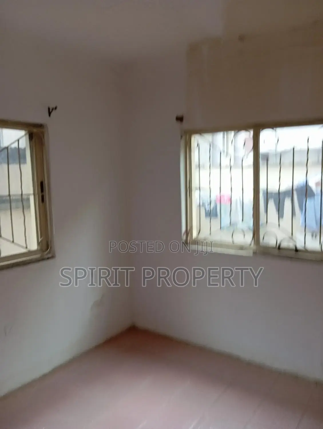 3bdrm Apartment in Magodo for rent