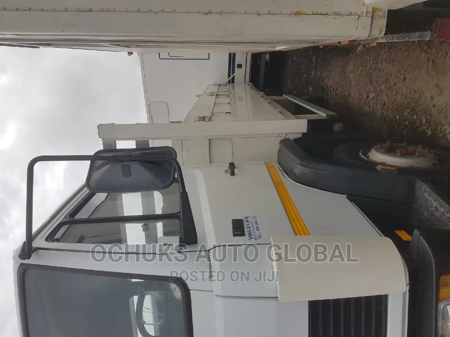 M/Benz 1117 Model 8bolits Pick Up Van
