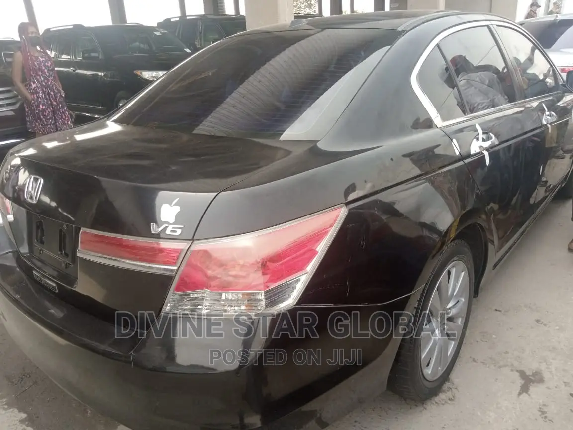 Honda Accord 2012 Black
