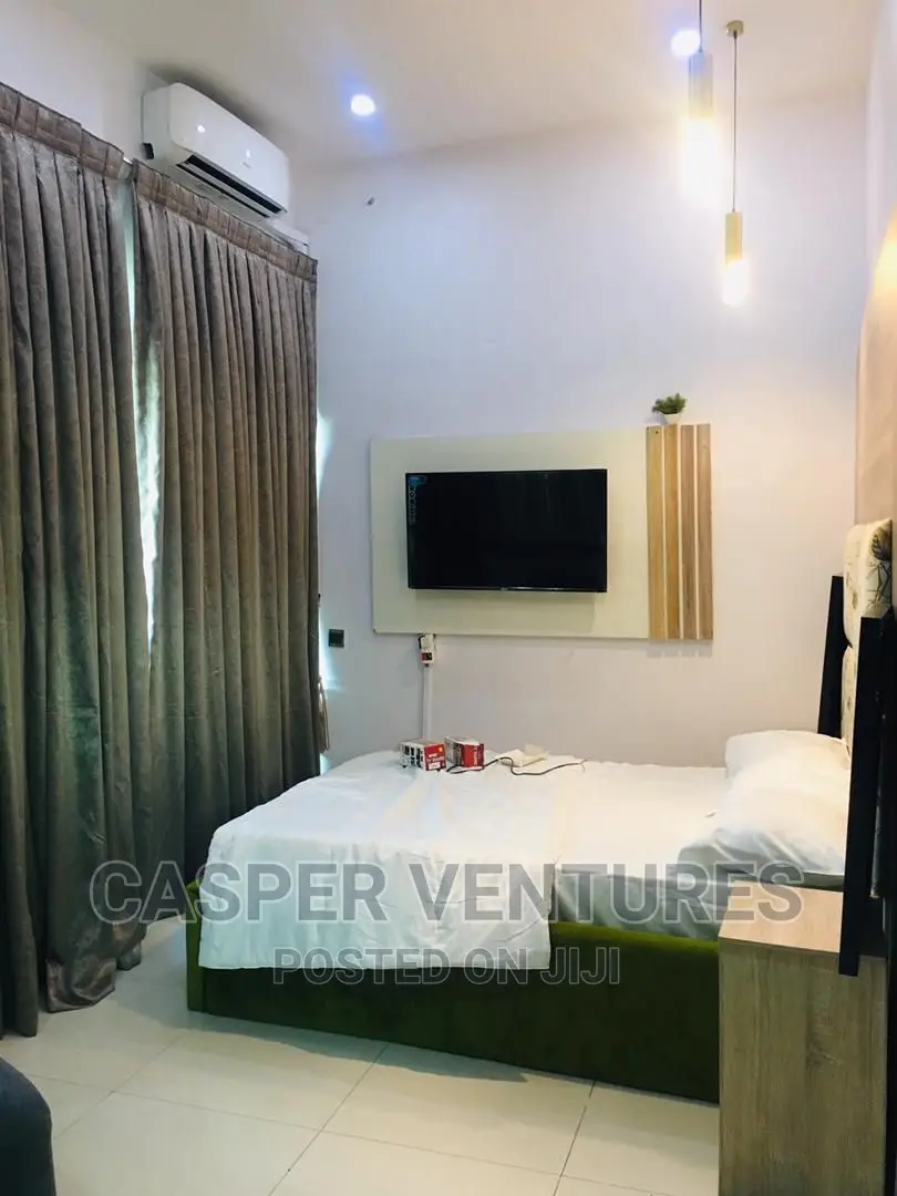 Charming and Magnetic 1-Bedroom Duplex