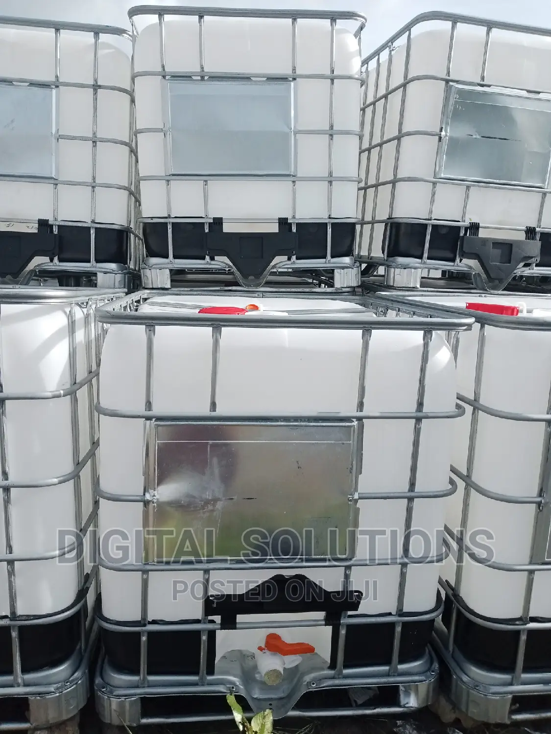 1000 Litres Water Tank, Tote Containers, Diesel, Etc