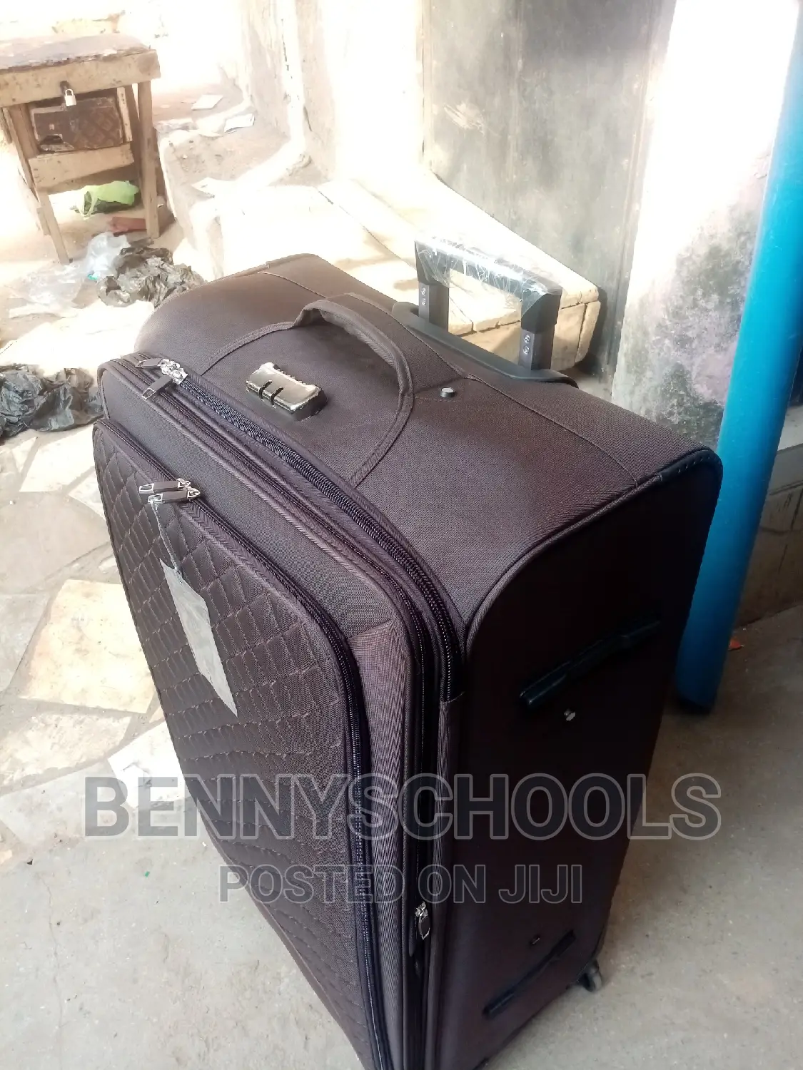 Biggest Jumbo Extra Large Star Express Traveling Luggage Box