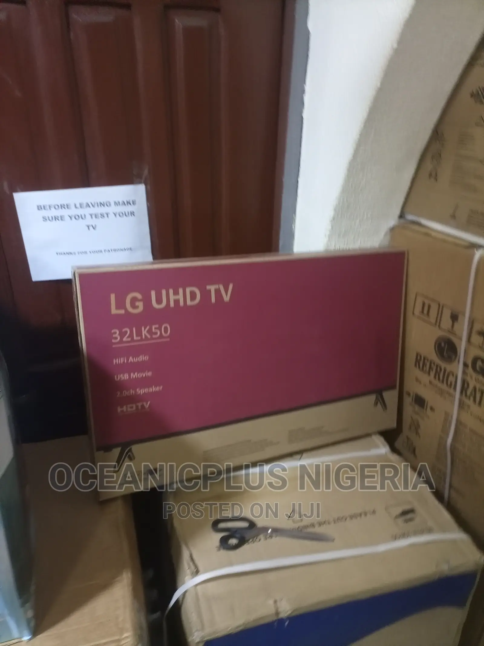 The New LG 32 Inches Framed TV