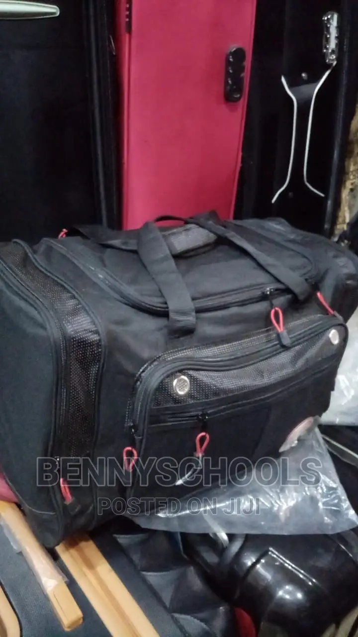 Medium Blackredstar Express Traveling Luggage and Duffle Bag
