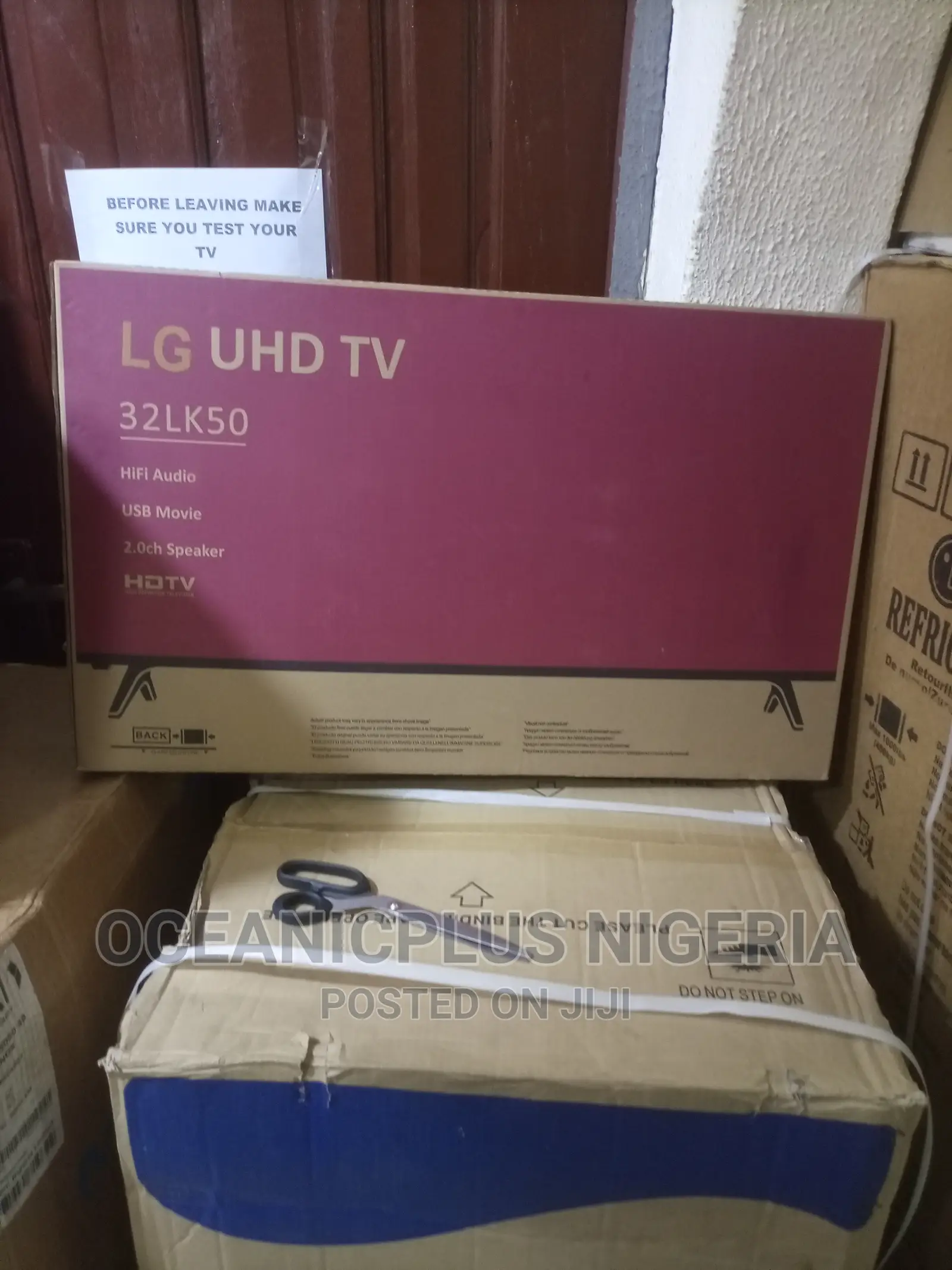 Portable LG 32 Inches Frames Uhd TV