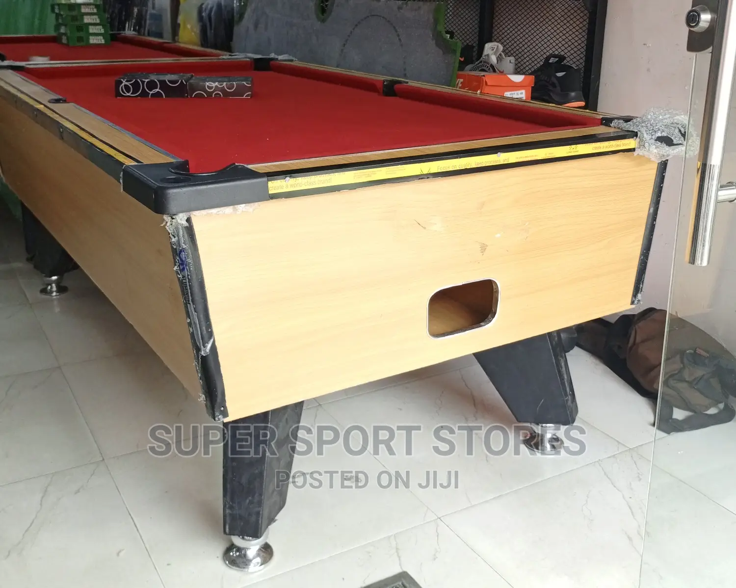 Coin Operated Snooker Table