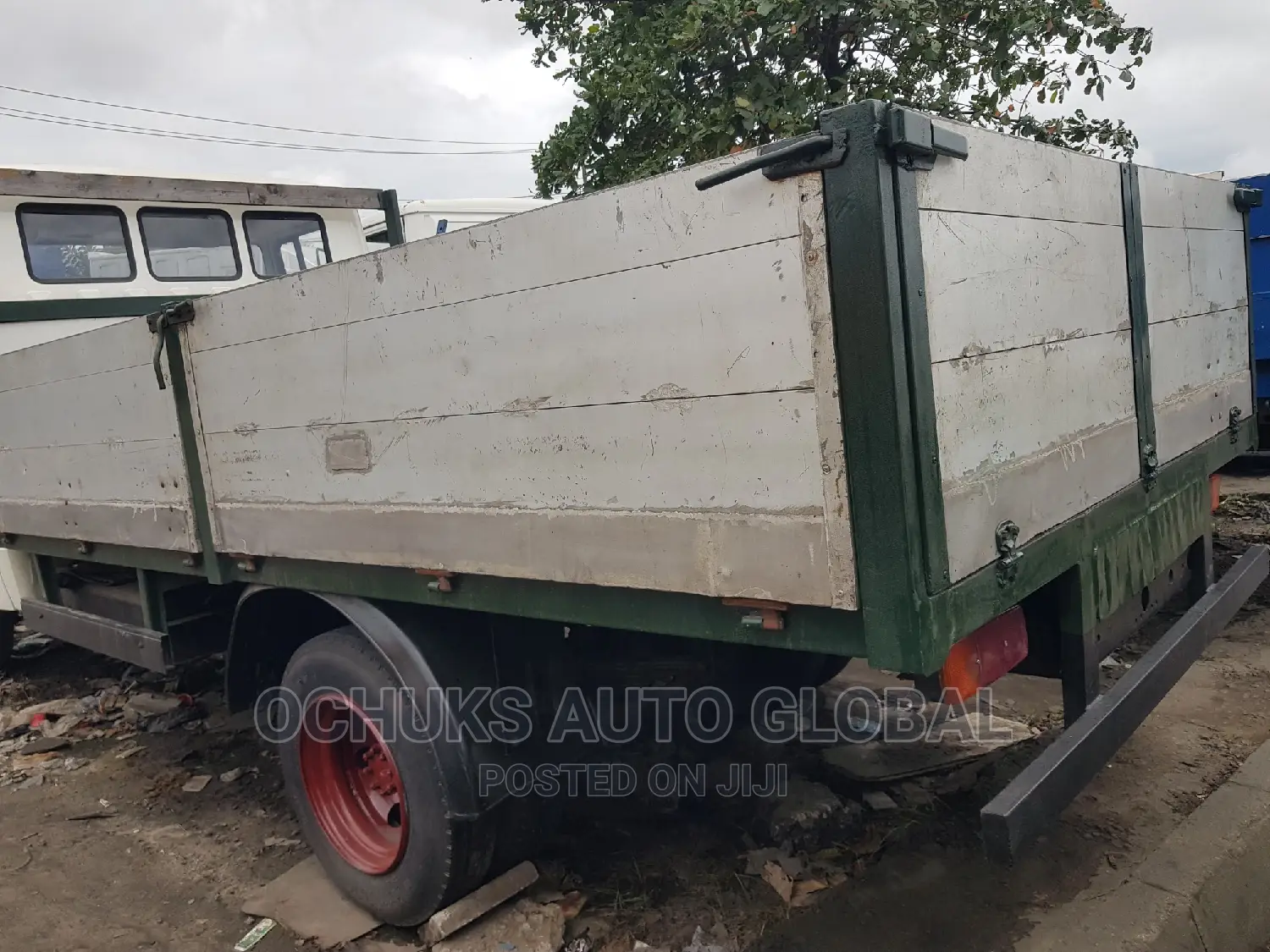 608 Pick Up Van 6tyers 6bolits