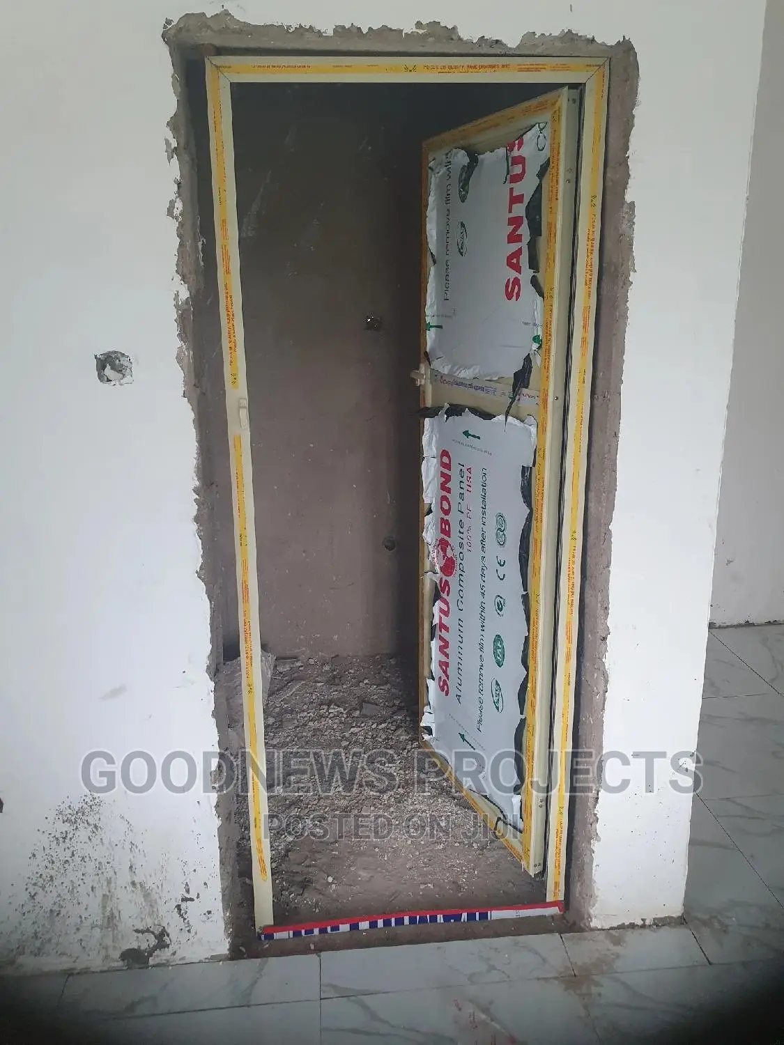 Cream Aluminium Toilet Door