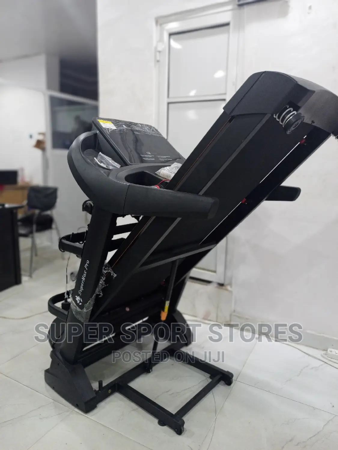 Supermax 4hp Treadmill