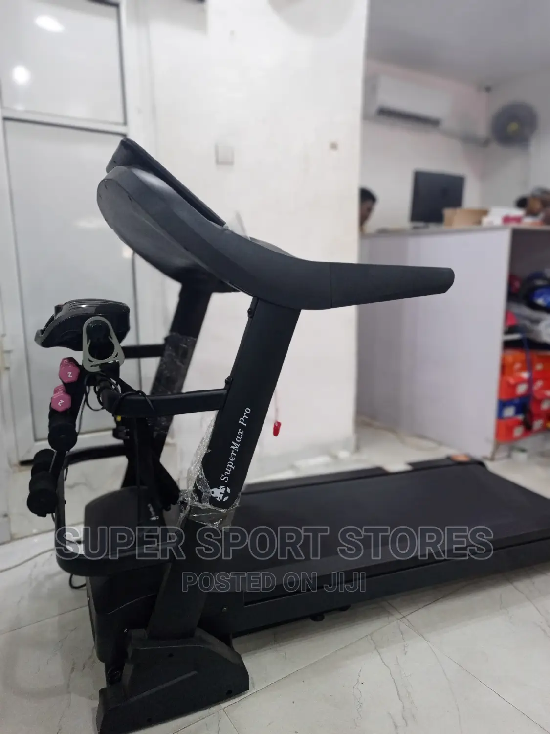 Supermax 4hp Treadmill