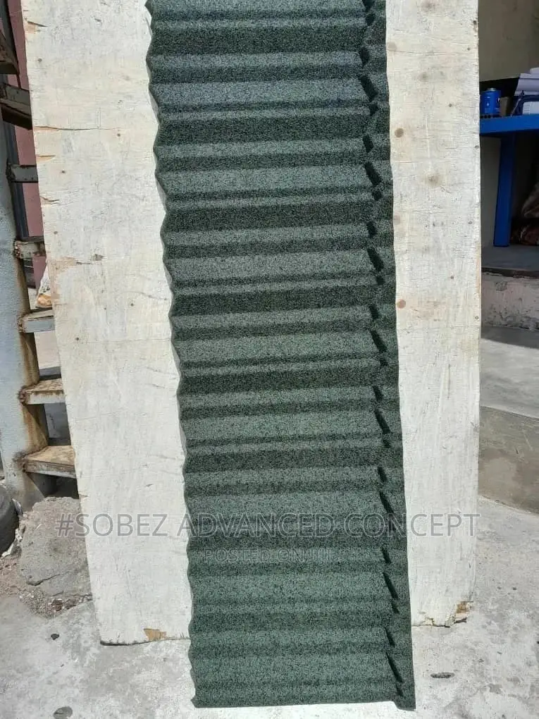 Red and Deep Green Milano Stone Coated Roof Tiles