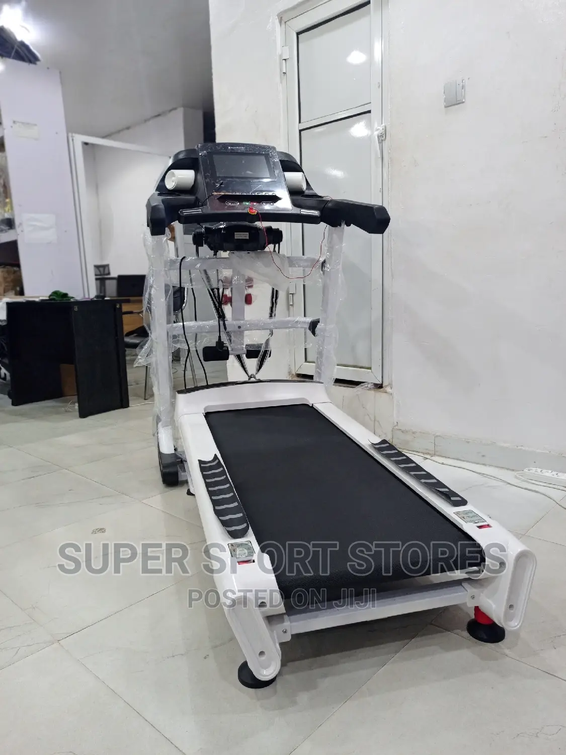 5hp Supermax Treadmill