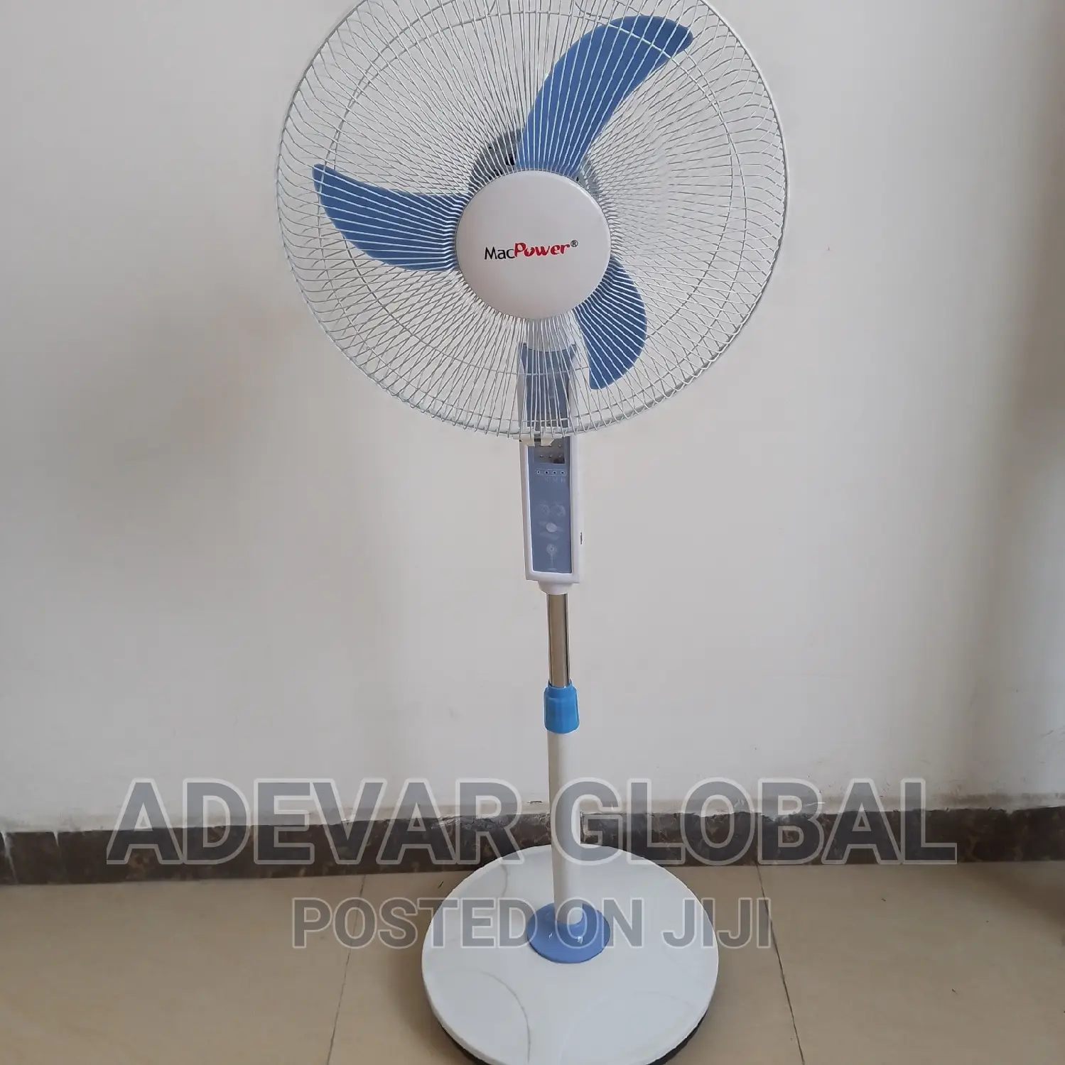 Macpower 16" Rechargeable Standing Fan With Remote Control