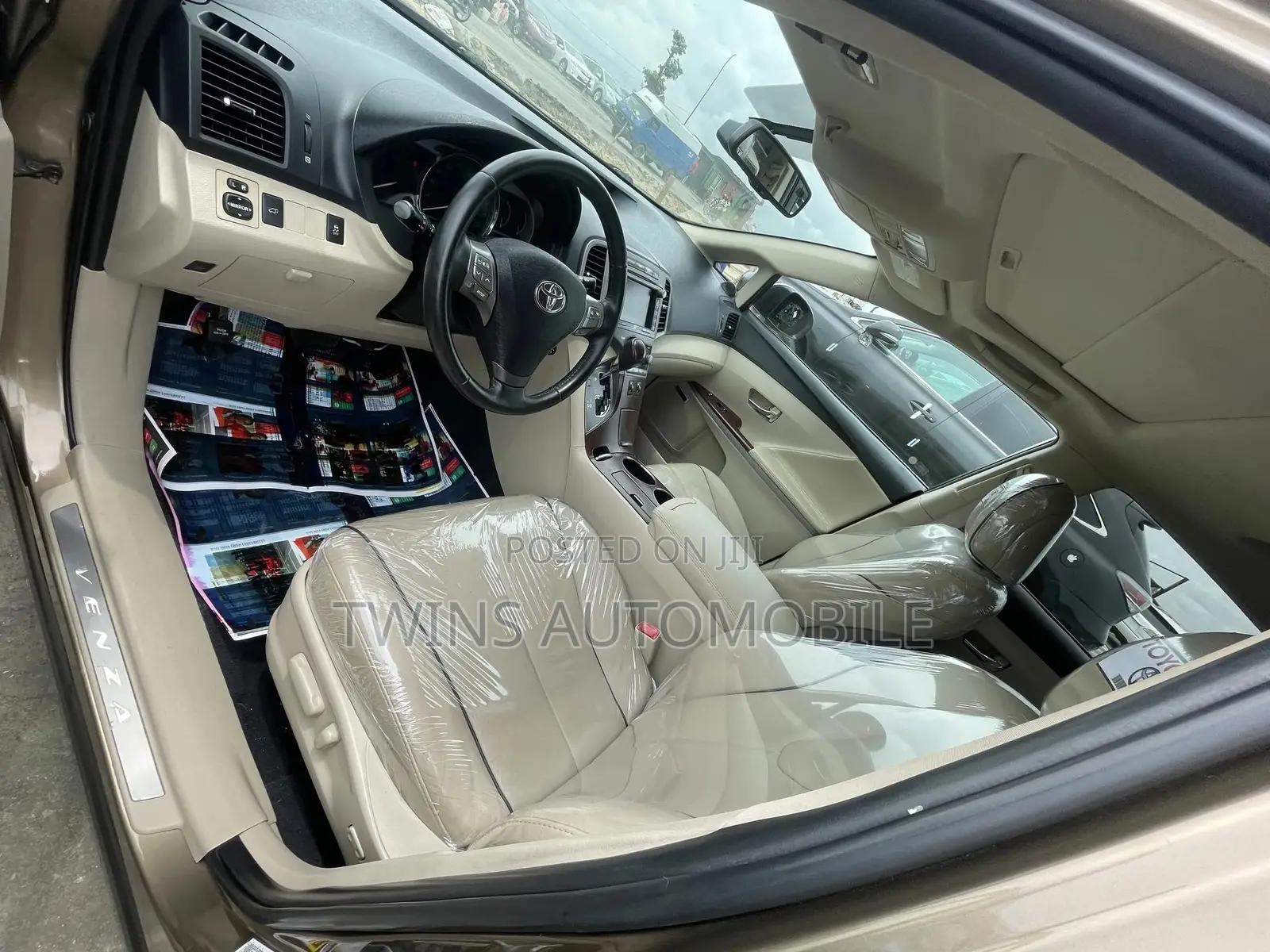 Toyota Venza V6 AWD 2010 Brown