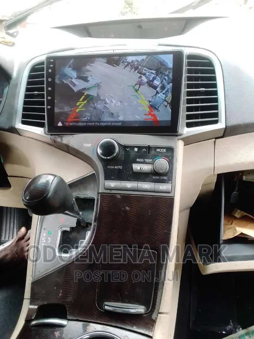 Toyota Venza Android Navigation System With Reverse Camera