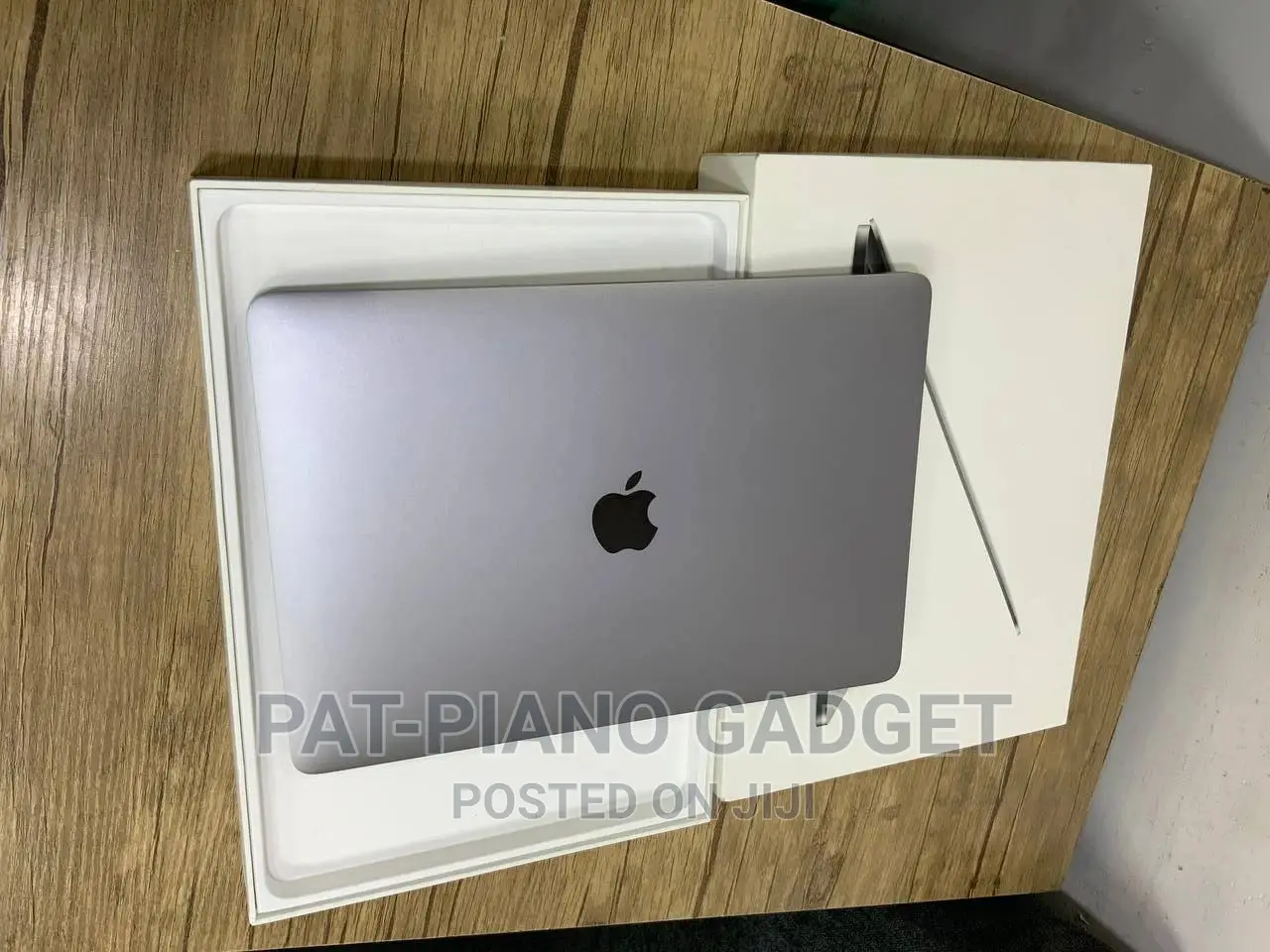 Laptop Apple MacBook Pro 2017 16GB Intel Core I7 SSD 512GB