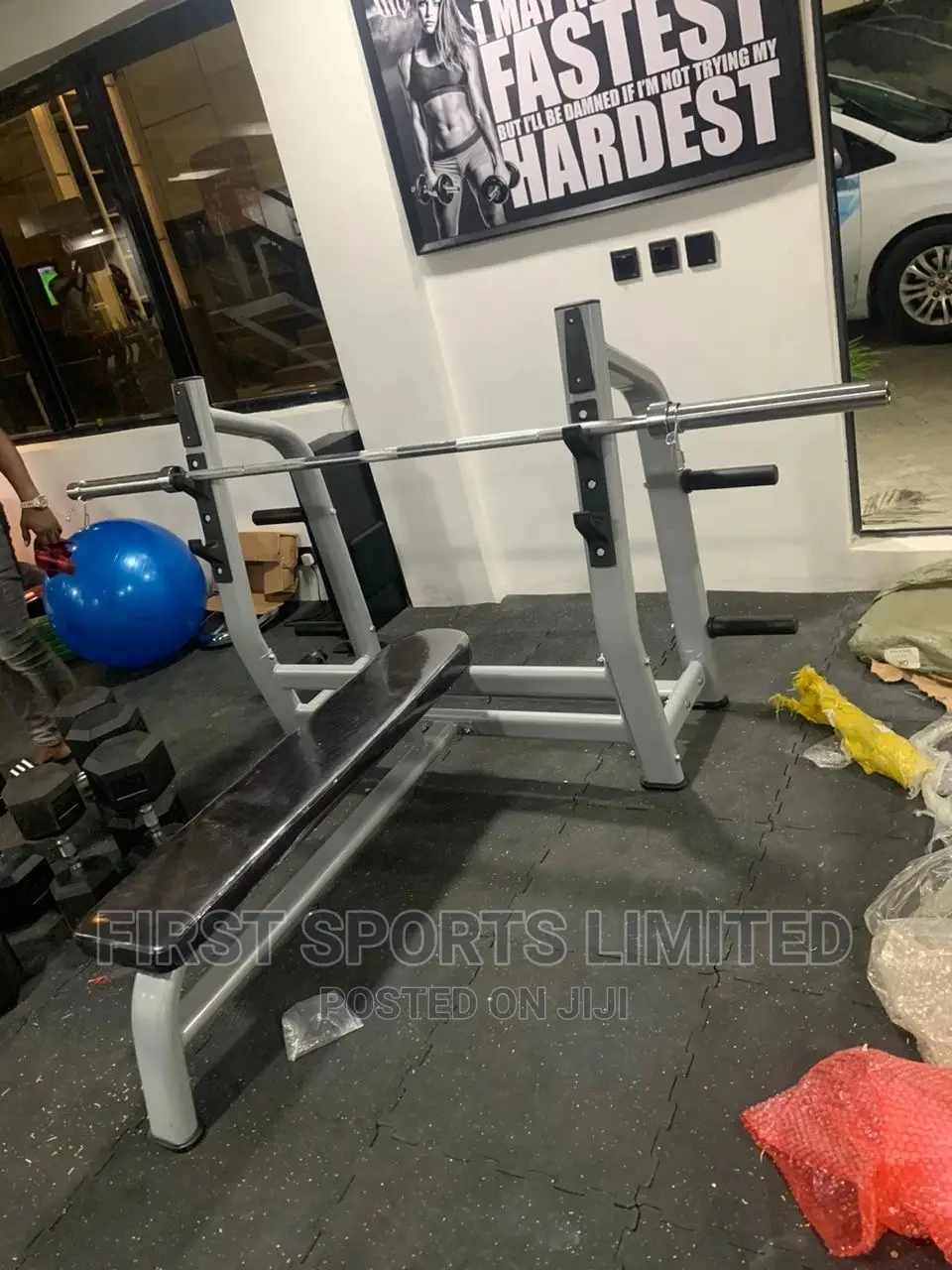 Commercial Weight Bench