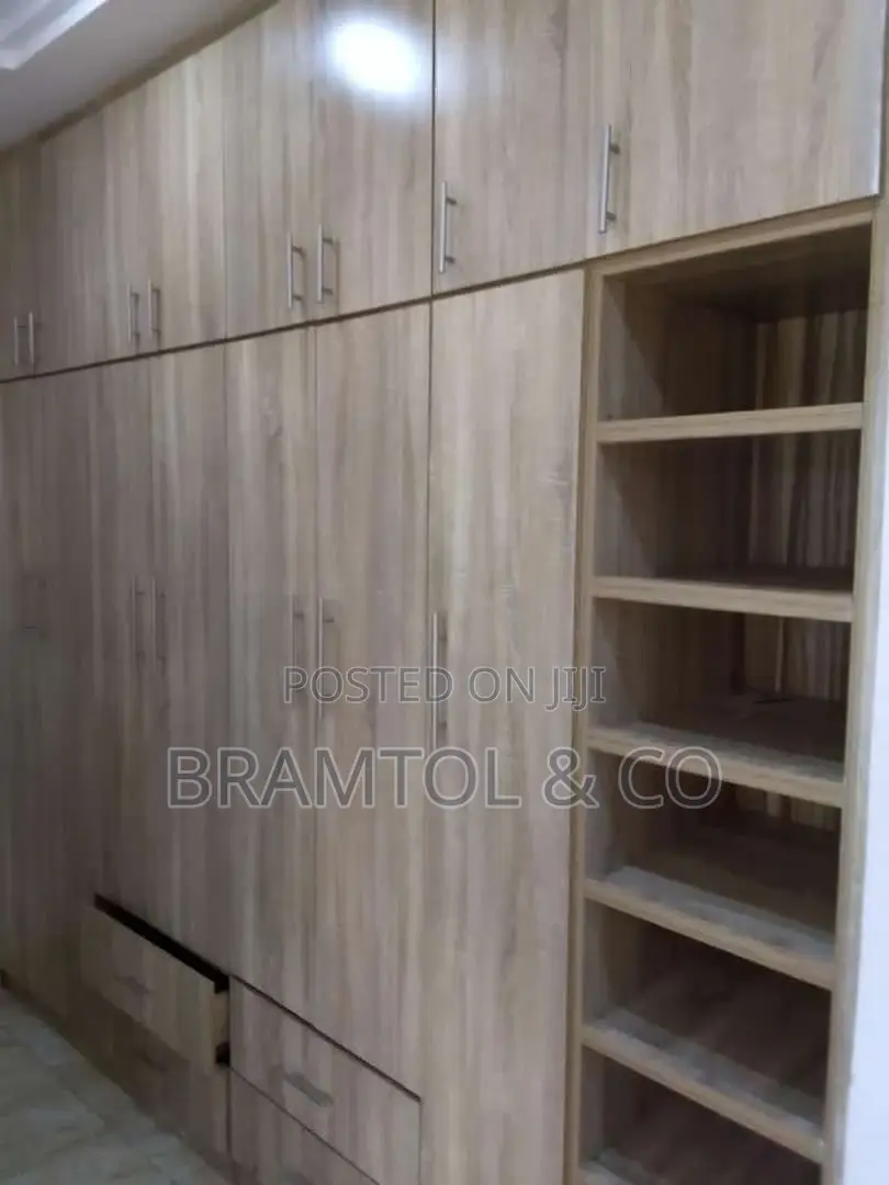 3bdrm Townhouse / Terrace in Idu Industrial for rent