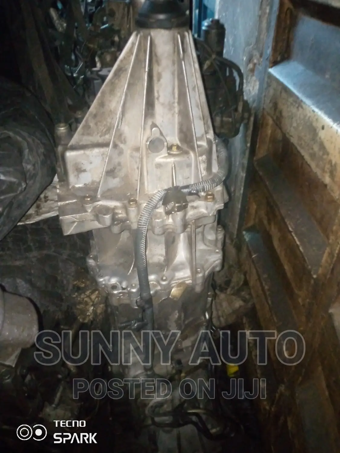 4.0 Nissan Gearbox for Pathfinder ,Xterra and Frontier.