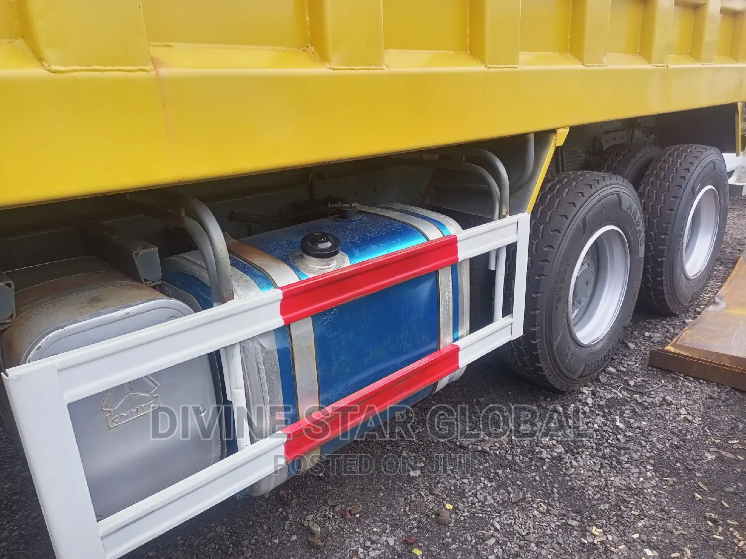 Dump Truck Tipper