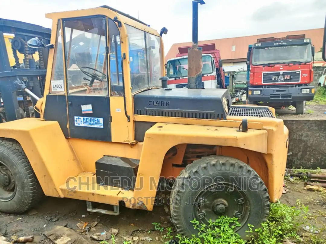 Clark Folklift 15 Tons