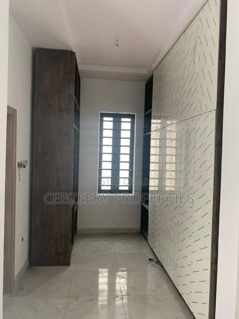 3bdrm Apartment in GRA Phase 1 for rent
