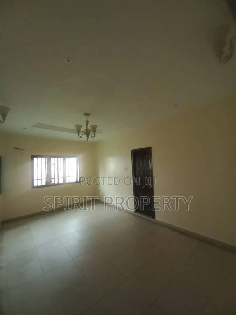 6bdrm Duplex in Magodo Gra for rent
