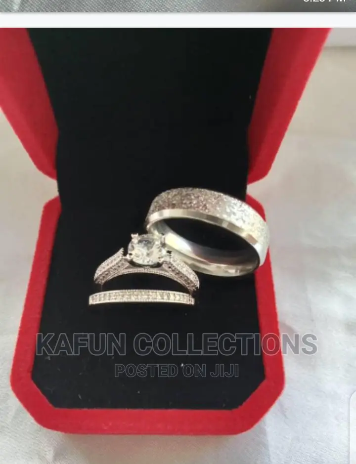 High Quality Couple's Ring Set