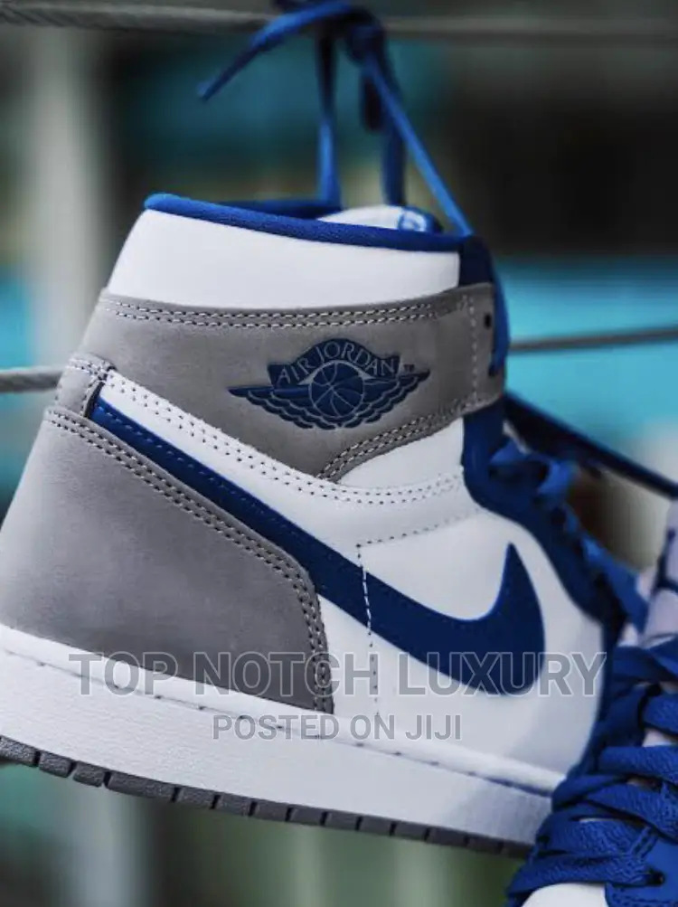 Nike Air Jordan 1 Retro High True Blue
