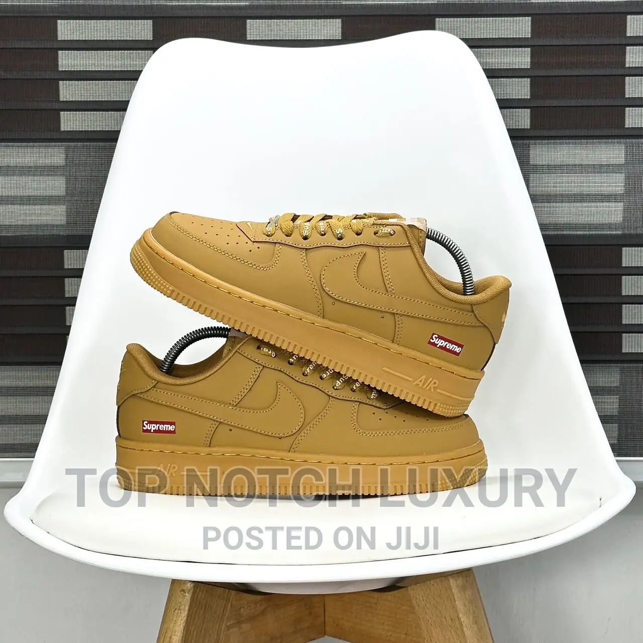 *Supreme X Nike Air Force 1 “Wheat”