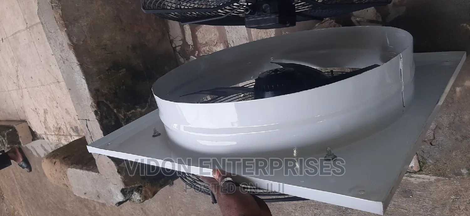 24" Extractor Fan